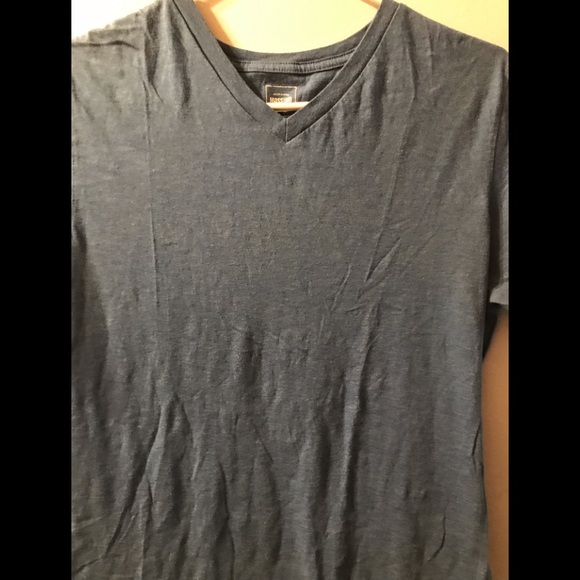 Mossimo V Neck T Shirt - Picture 4 of 5